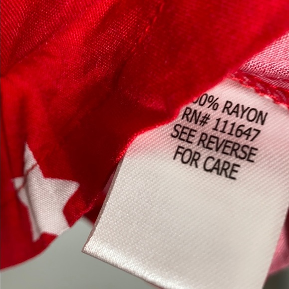 Fifth Sun Red White Star Sleeveless Buttoned Down Top Juniors XXL NEW - Picture 4 of 6